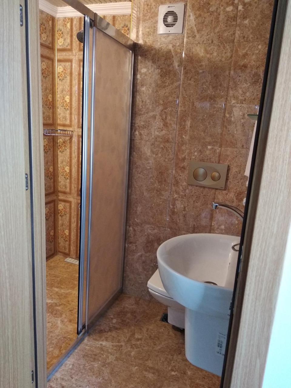 Istanbul City Center Hotel Esterno foto