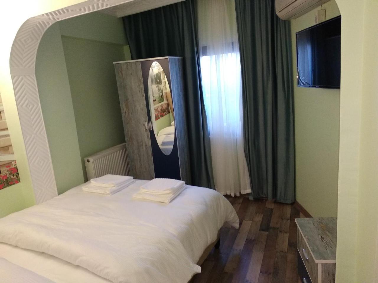 Istanbul City Center Hotel Esterno foto